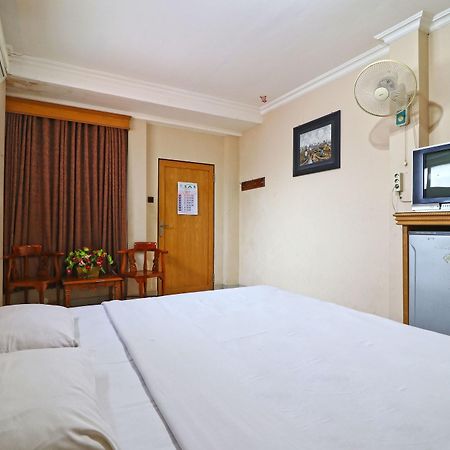 Hotel Sas Syariah Banjarmasin  Buitenkant foto